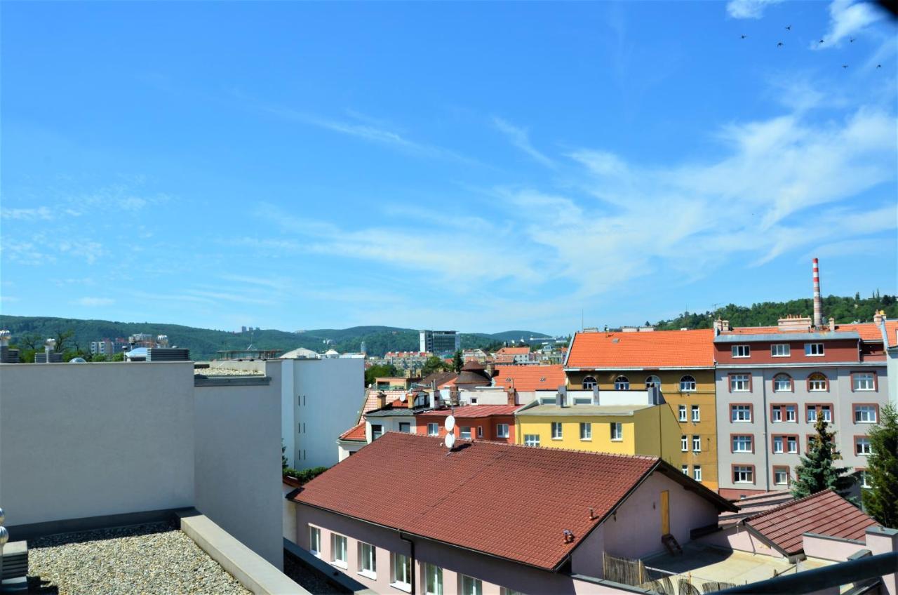 New With Garage Parking * Brno